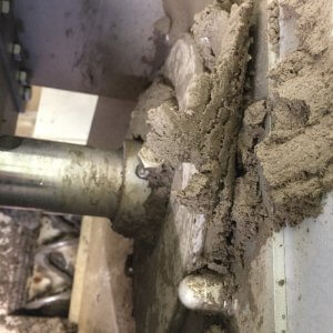 Furuseth š Dewatered slude at the end plate